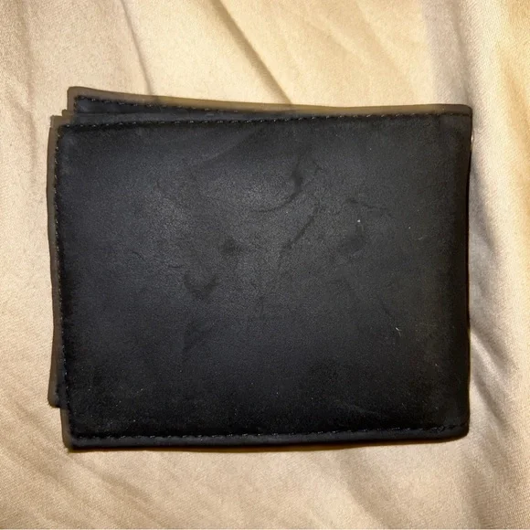 Bullet Club Kenny Omega  Exclusive Wallet Hottopic Bioworld AEW NJPW NEW JAPAN - Picture 2 of 4